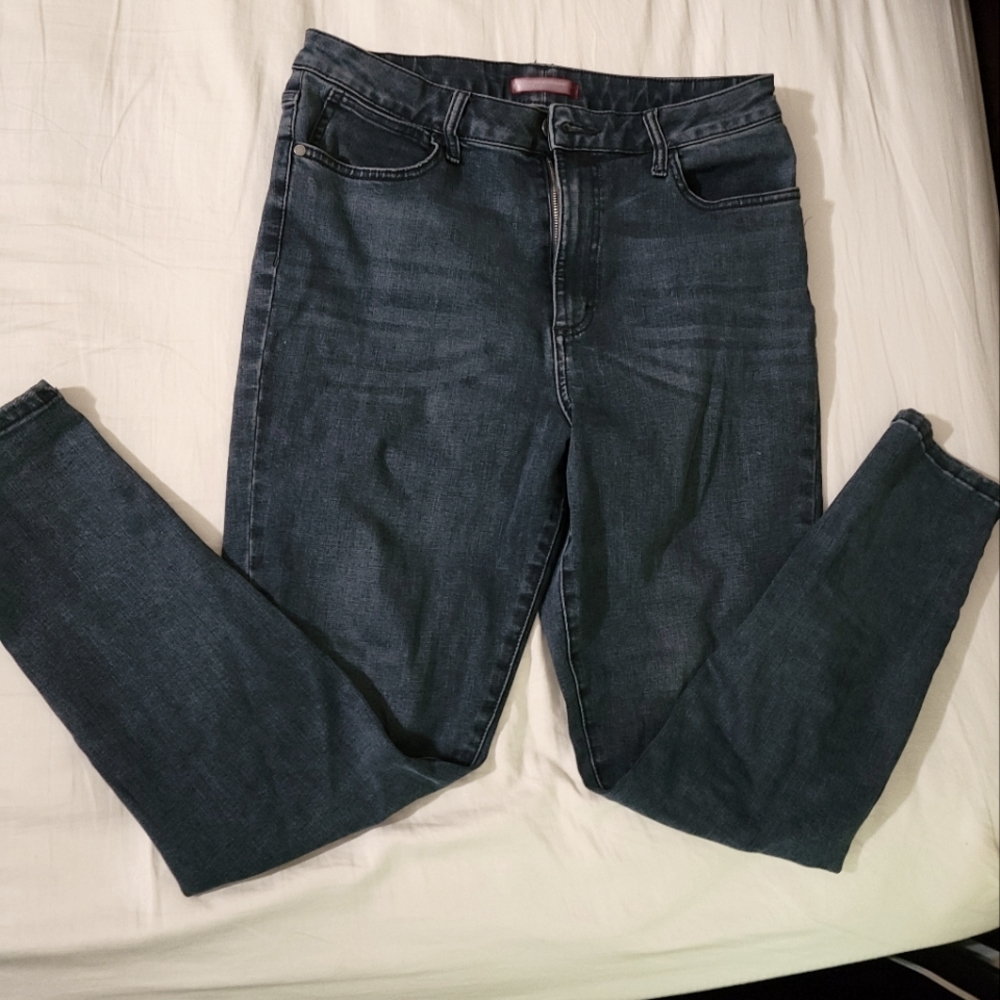 COPY - Jennifer Lopez Skinny Jeans size 14